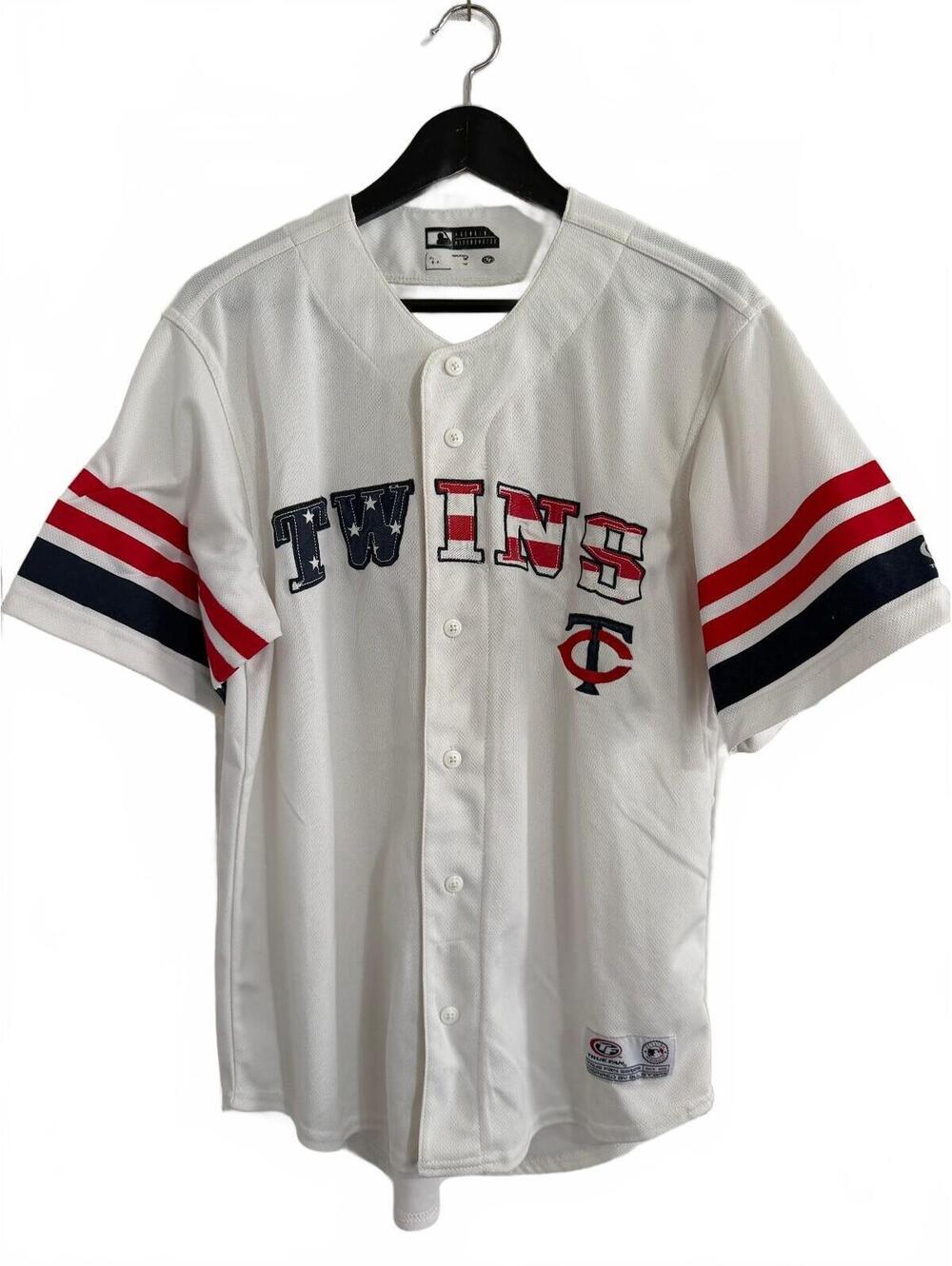 Minnesota Twins America Flag Jersey Size Medium